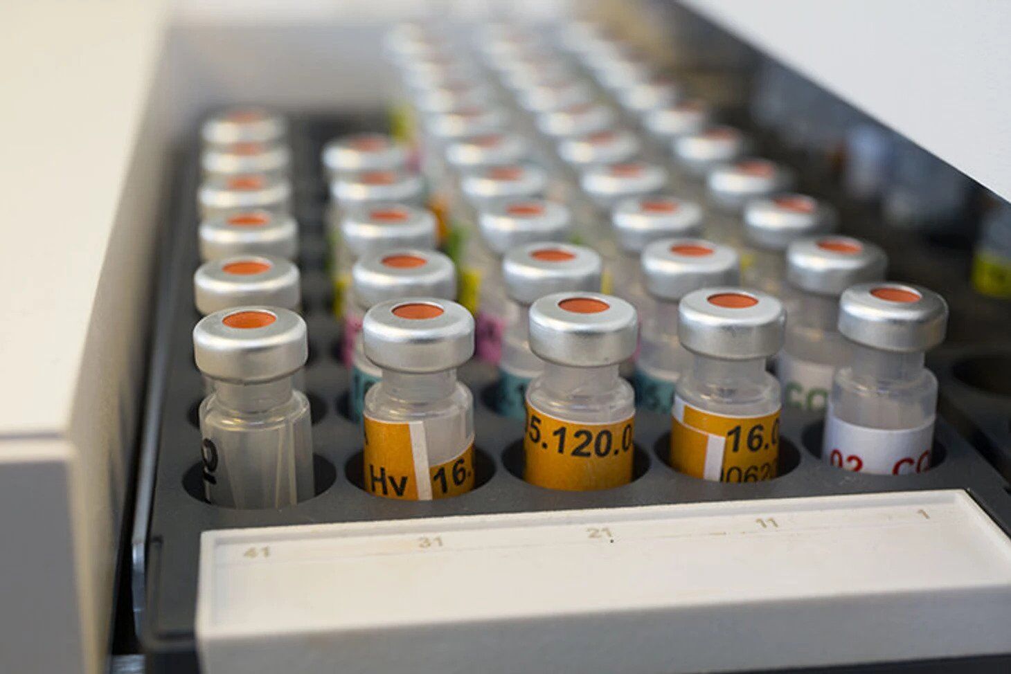 Віддадуть Україні. Росію офіційно позбавили медалей Олімпіад та чемпіонату світу з біатлону