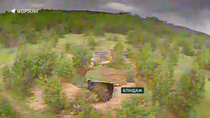 In Sumy region, the invaders are struggling: in one day, border guards destroyed two enemy bunkers and a shelter. Video dqxikeidqxiqqeant