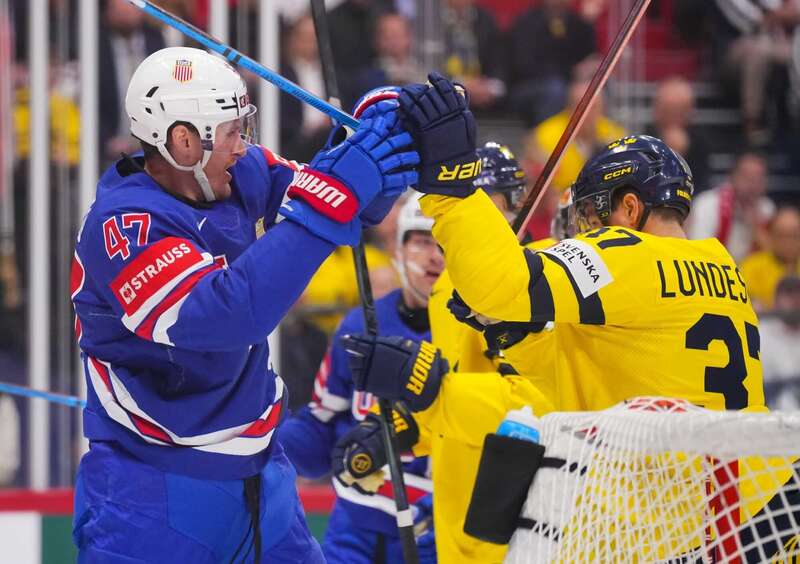 США влаштували розгром і вперше за 65 років вийшли у фінал чемпіонату світу з хокею. Відео