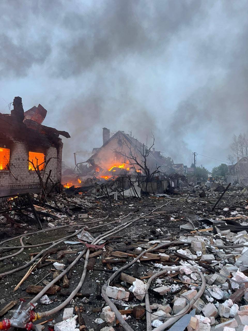 Атака РФ на Київщину dqxikeidqxiqqeant