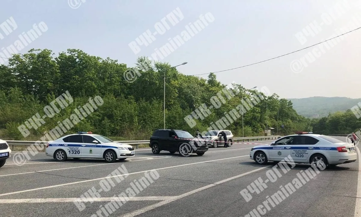 Під Владивостоком пролунали вибухи в районі бухти Десантна: силовики оточили район. Відео
