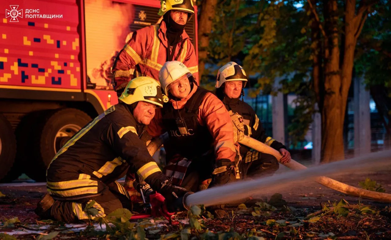 Били ракетами і дронами: наслідки масованої атаки військ РФ на Полтавщину. Фото