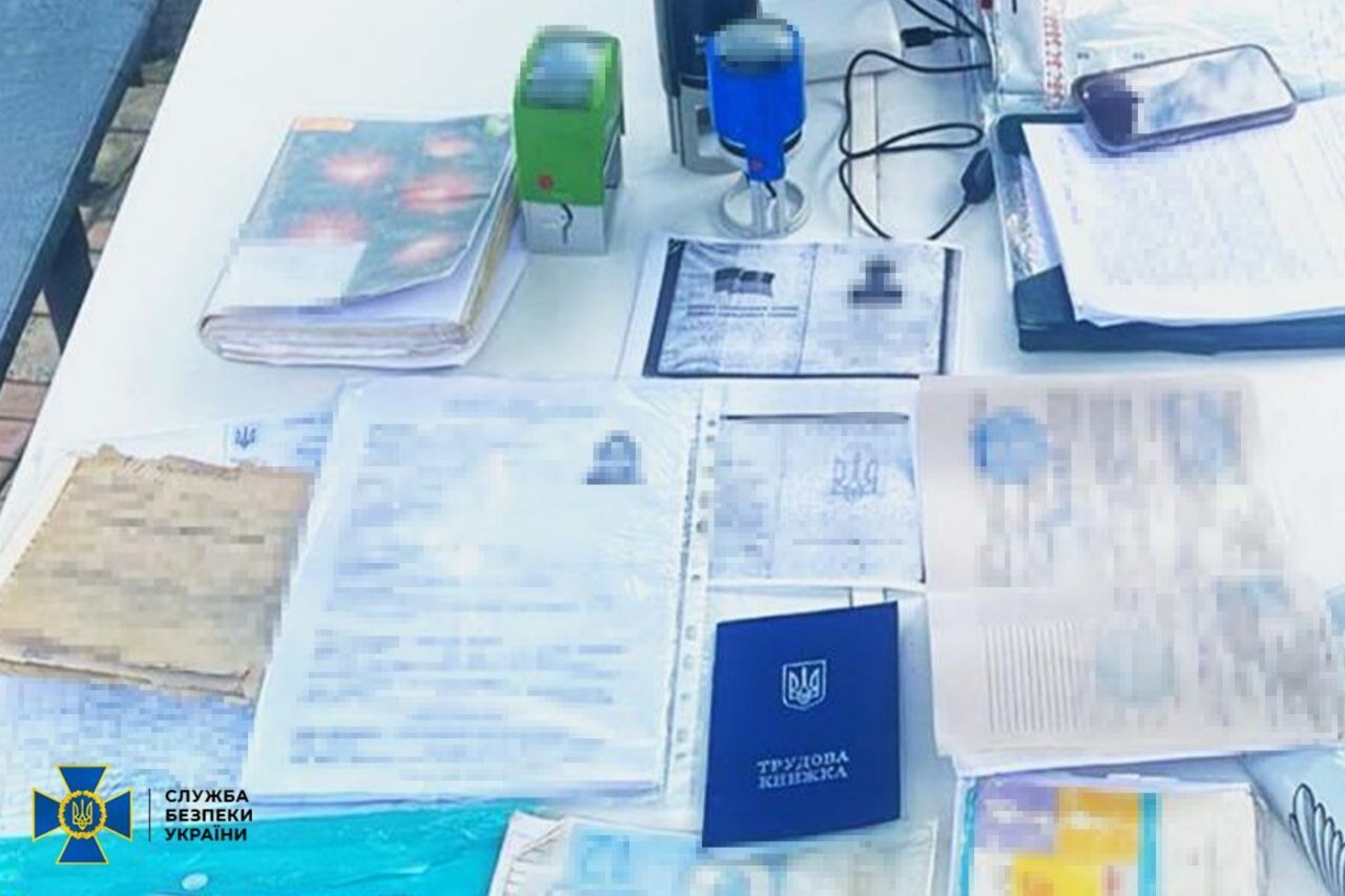 Діяли в різних регіонах: СБУ та Нацполіція затримали ще 14 організаторів