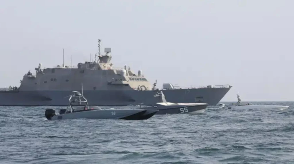        USS Indianapolis (LCS 17). : US Navy dqxikeidqxitkant