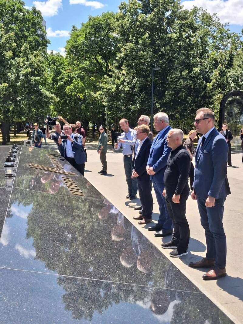 Переконався особисто: глава МЗС Німеччини відвідав Одесу і заявив про необхідність зміцнення української ППО. Фото