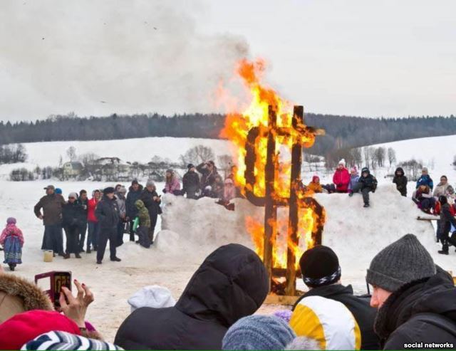 Народная забава: зимнее сжигание доллара dqxikeidqxiqqeant