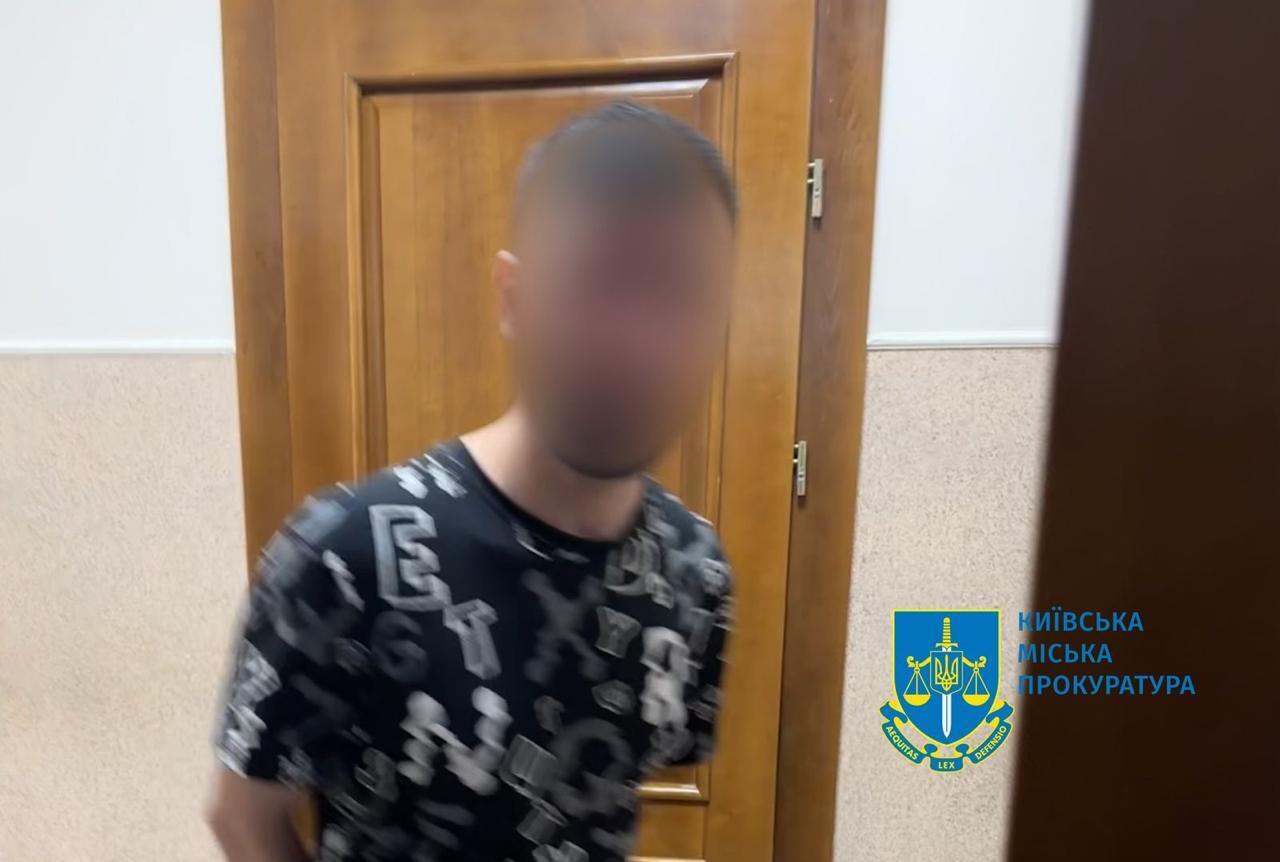 На Печерську зґвалтували 12-річну дівчинку: правоохоронці Києва затримали двох зловмисників. Фото dqxikeidqxitkant