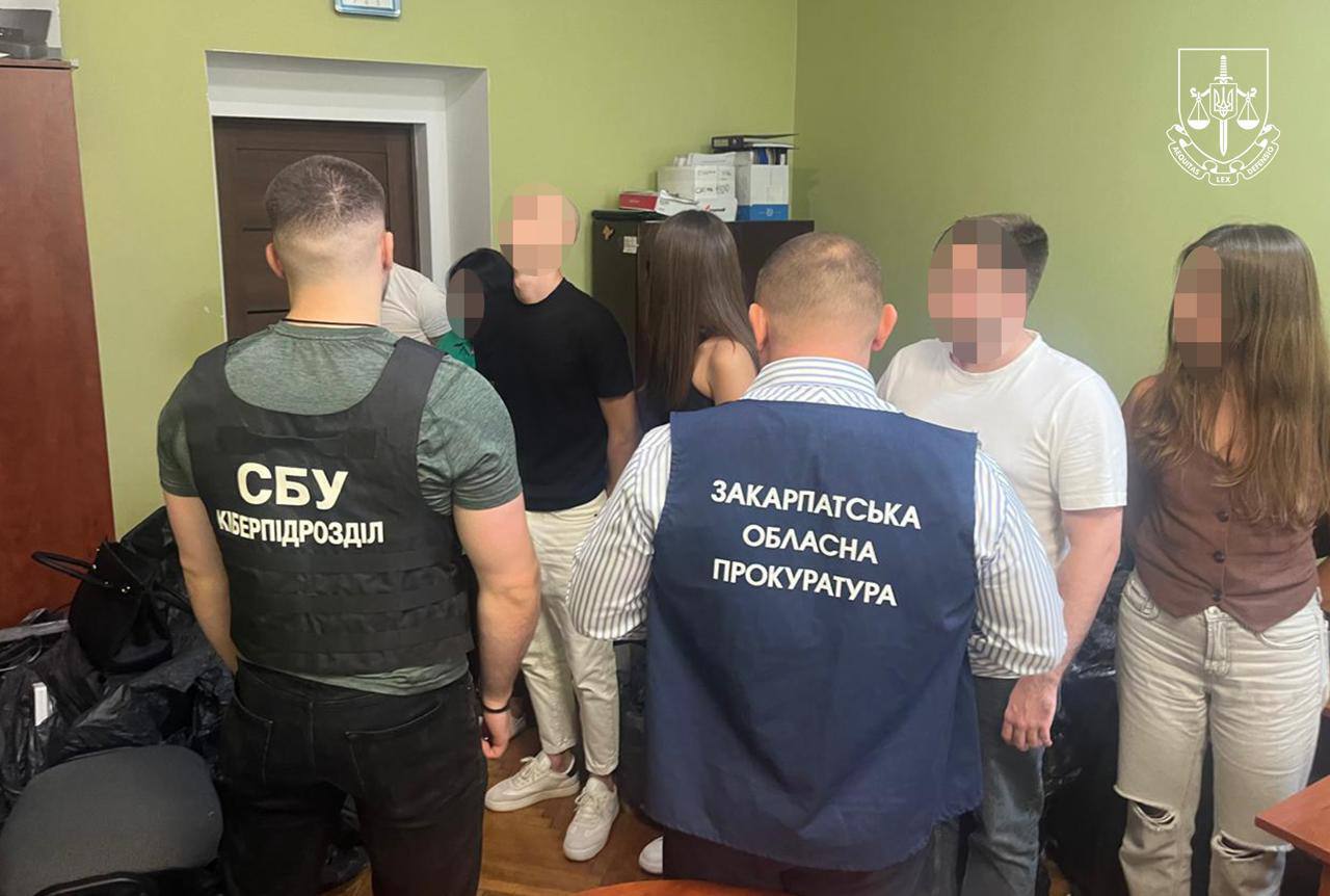 Шахраї з України дурили громадян Чехії