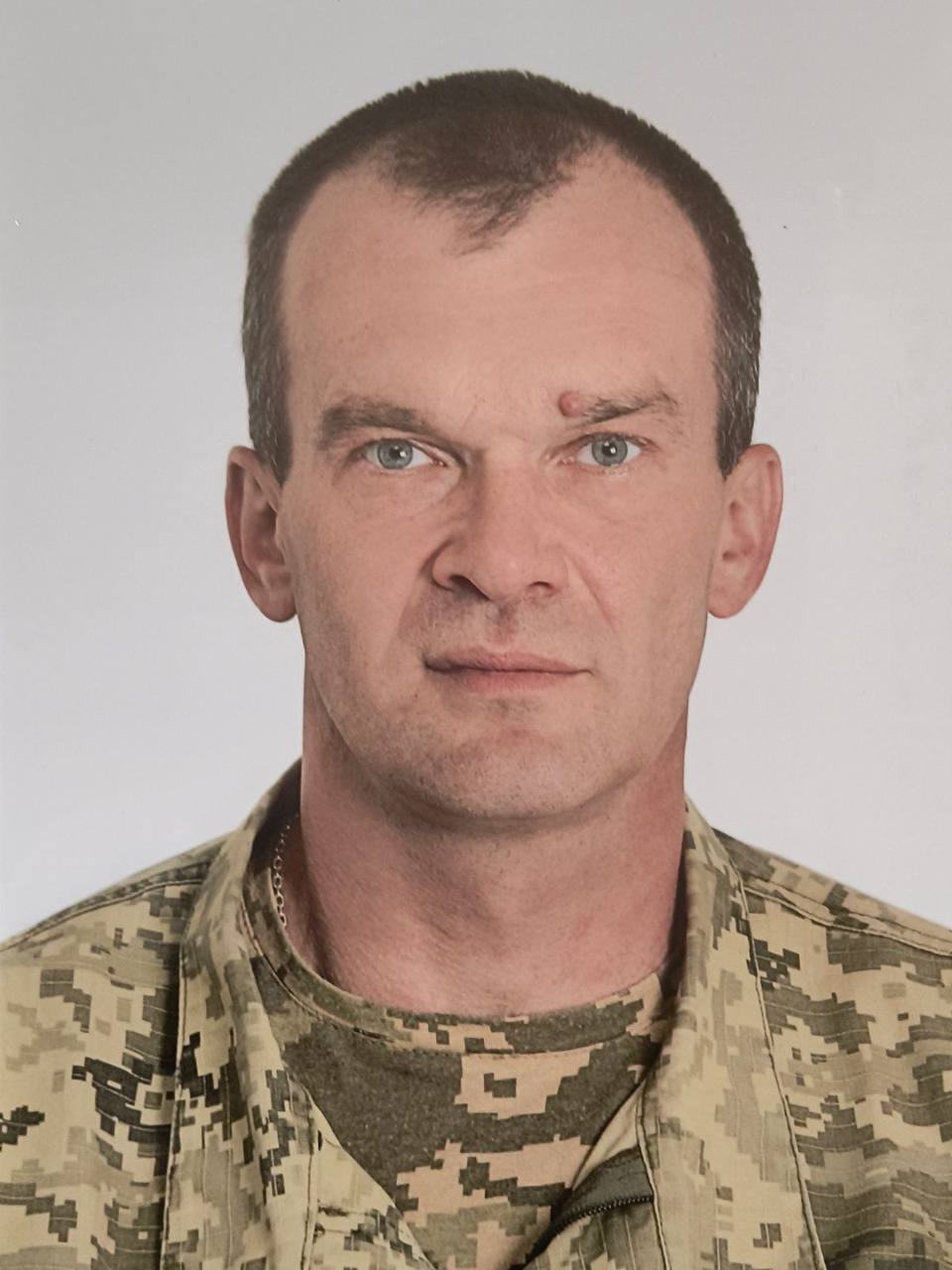Вступил в ряды ВСУ в первые дни войны: стало известно о смерти военного из Киевщины Евгения Миняйлова. Фото dqxikeidqxiqqeant