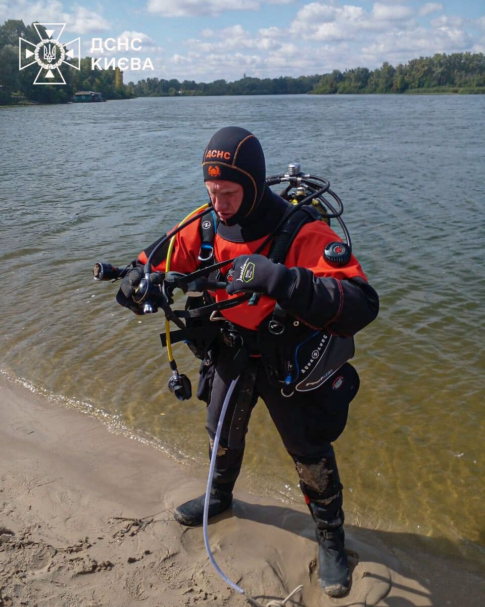 В Киеве на Троещине в реке утонул мужчина. Подробности трагедии и фото dqxikeidqxitkant