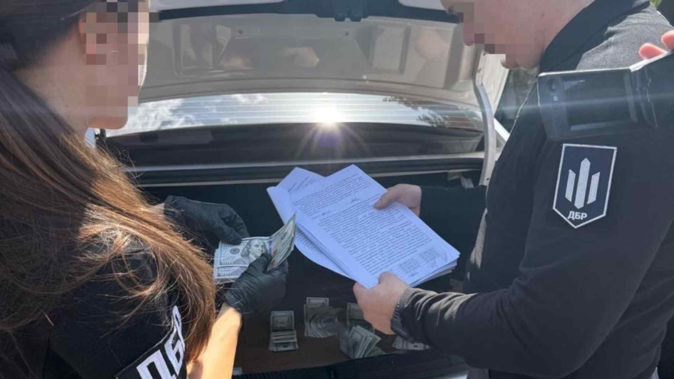 Drugs and corruption: former State Service of Ukraine on Food Safety and Consumer Protection leaders in Vinnytsia caught taking a bribe dqxikeidqxitkant