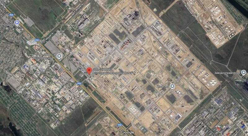 Волгоград атаковали беспилотники: поражено НПЗ, вспыхнул пожар. Фото и видео dqxikeidqxitkant