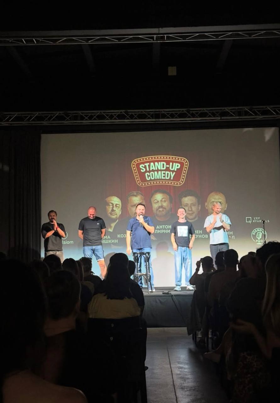 Де зараз і чим заробляє на життя скандальний комік Антон Лірник, який попросив допомоги у Путіна та став