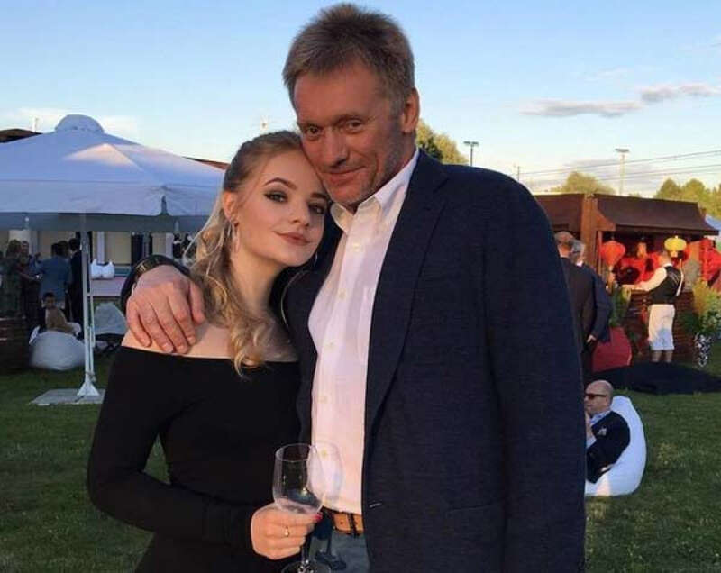 Донька Дмитра Пєскова Ліза є старшою з його дітей dqxikeidqxitkant