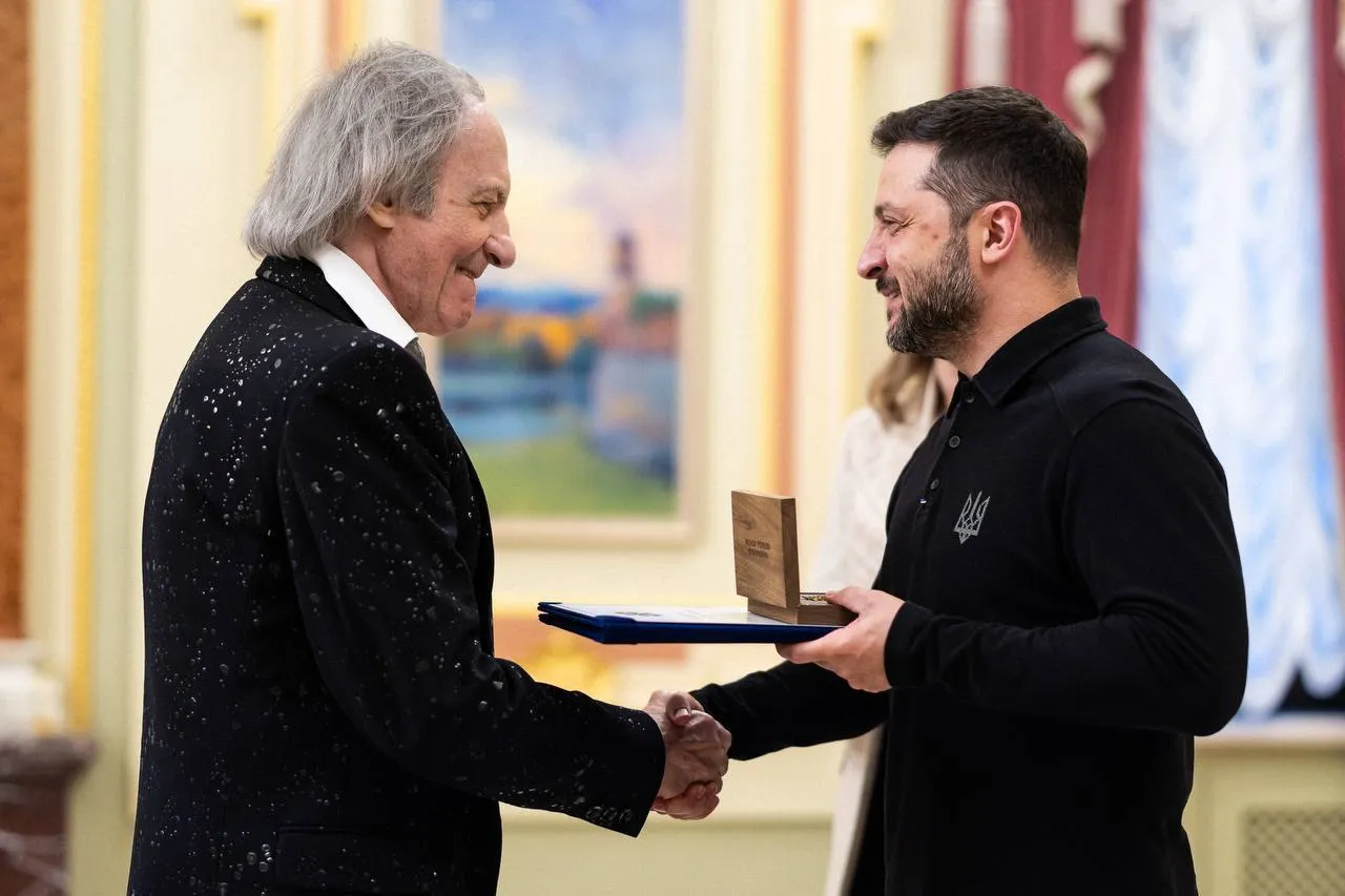 Зеленський вручив нагороди