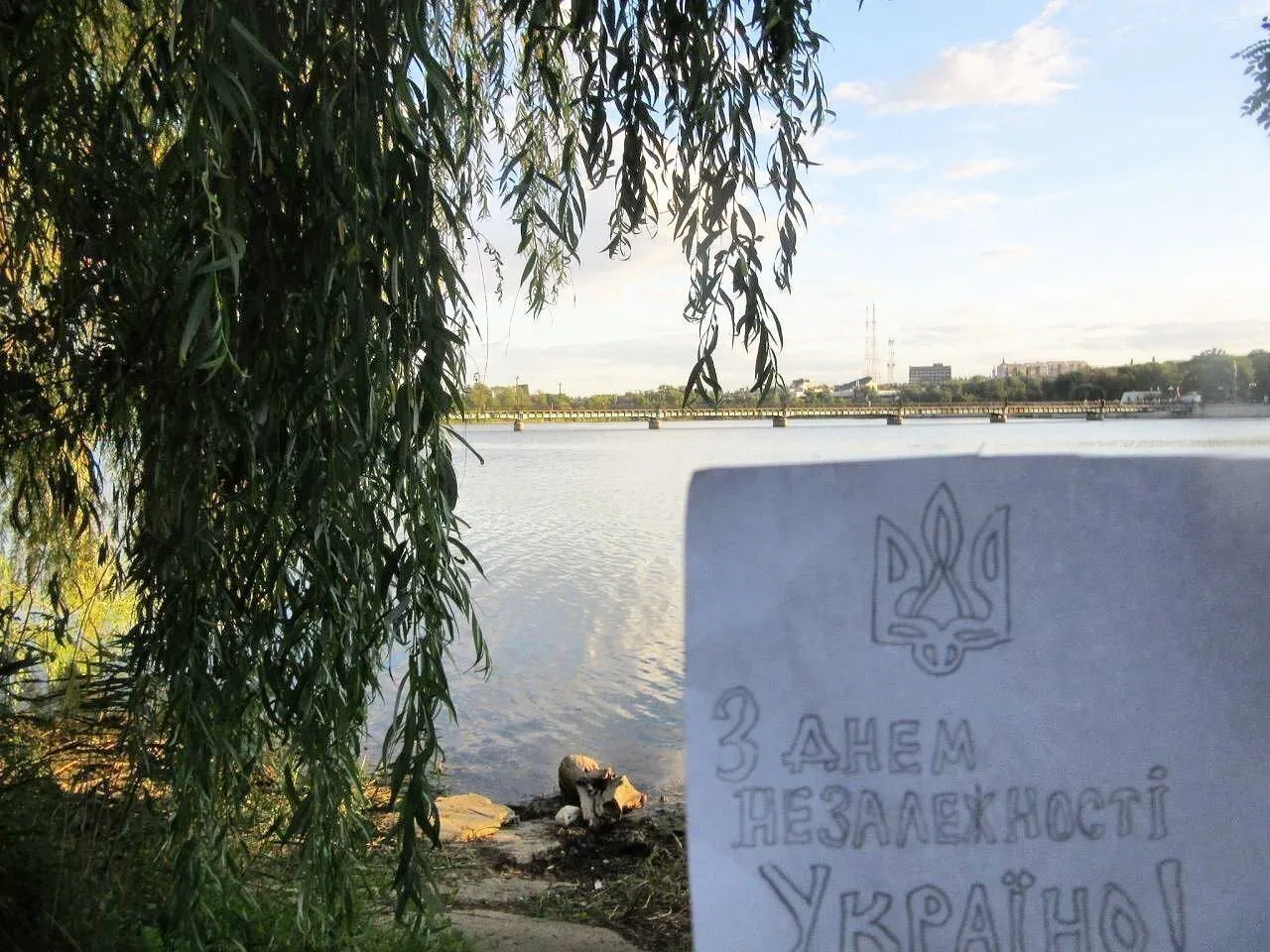 Ялта, Луганськ, Маріуполь: активісти наповнили окуповані Росією міста символами України. Фото dqxikeidqxitkant