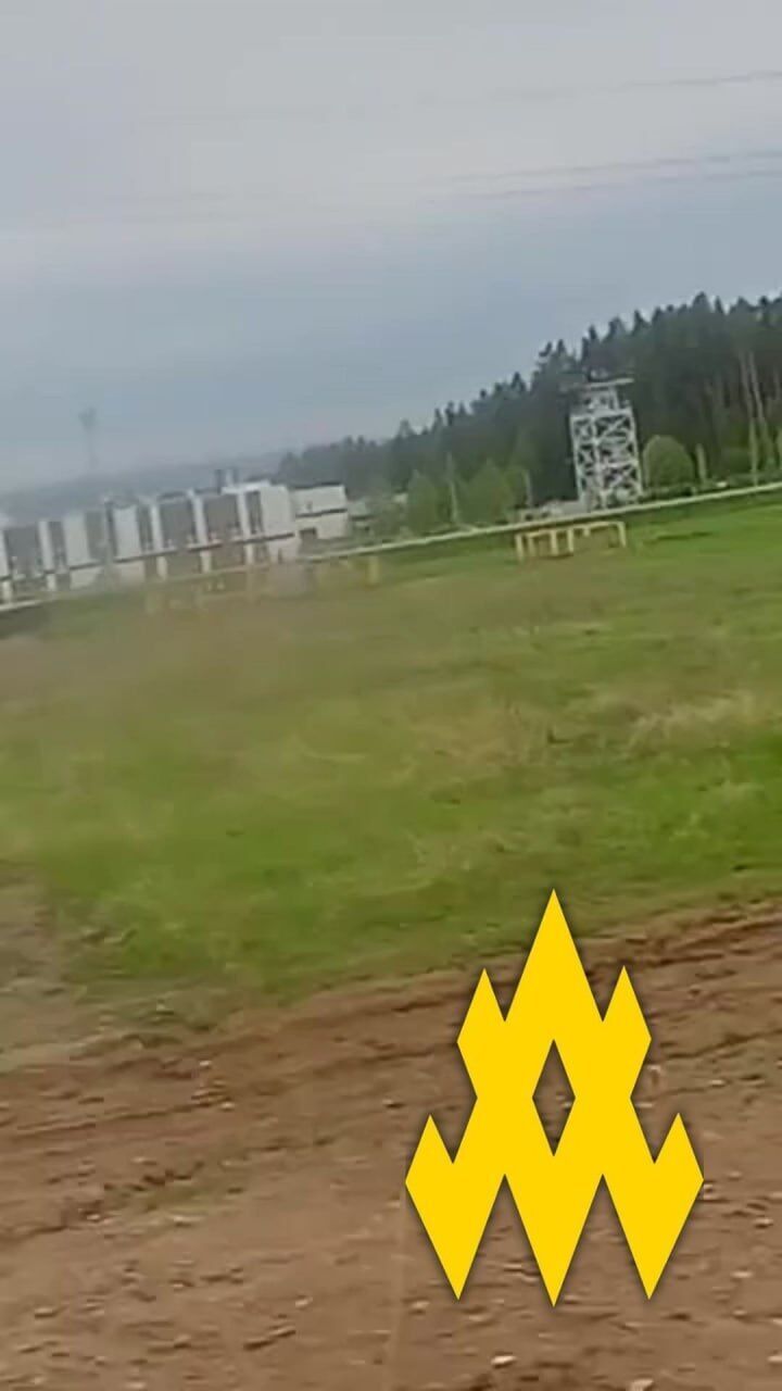 Росія будує вежі з  dqxikeidqxitkant