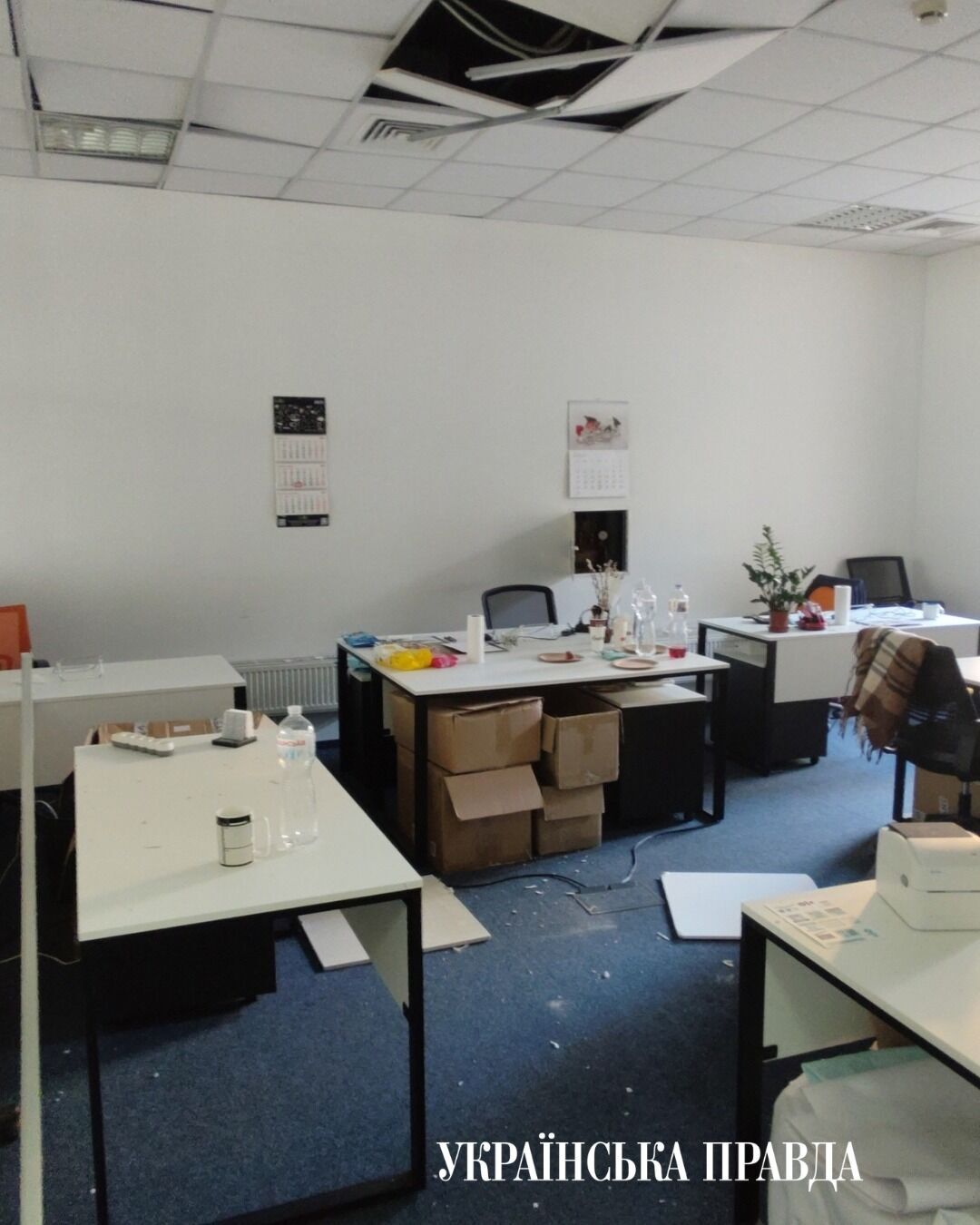 В Киеве в результате российского обстрела пострадали офисы нескольких изданий. Фото