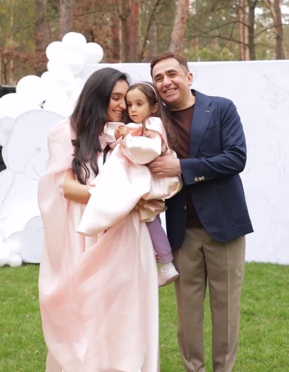 Дизайнер одежды Зеленского и Усика во второй раз стала мамой: вес