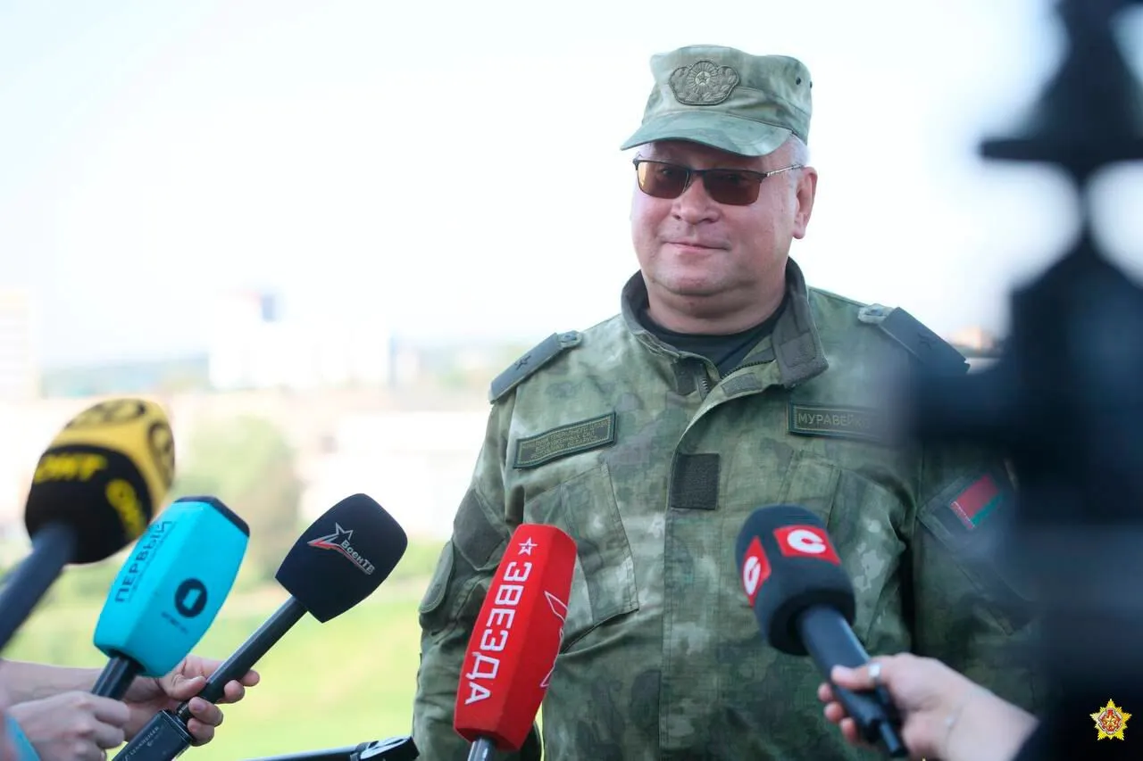 В Беларуси стартовала серия масштабных военных учений: отработают dqxikeidqxiqqeant