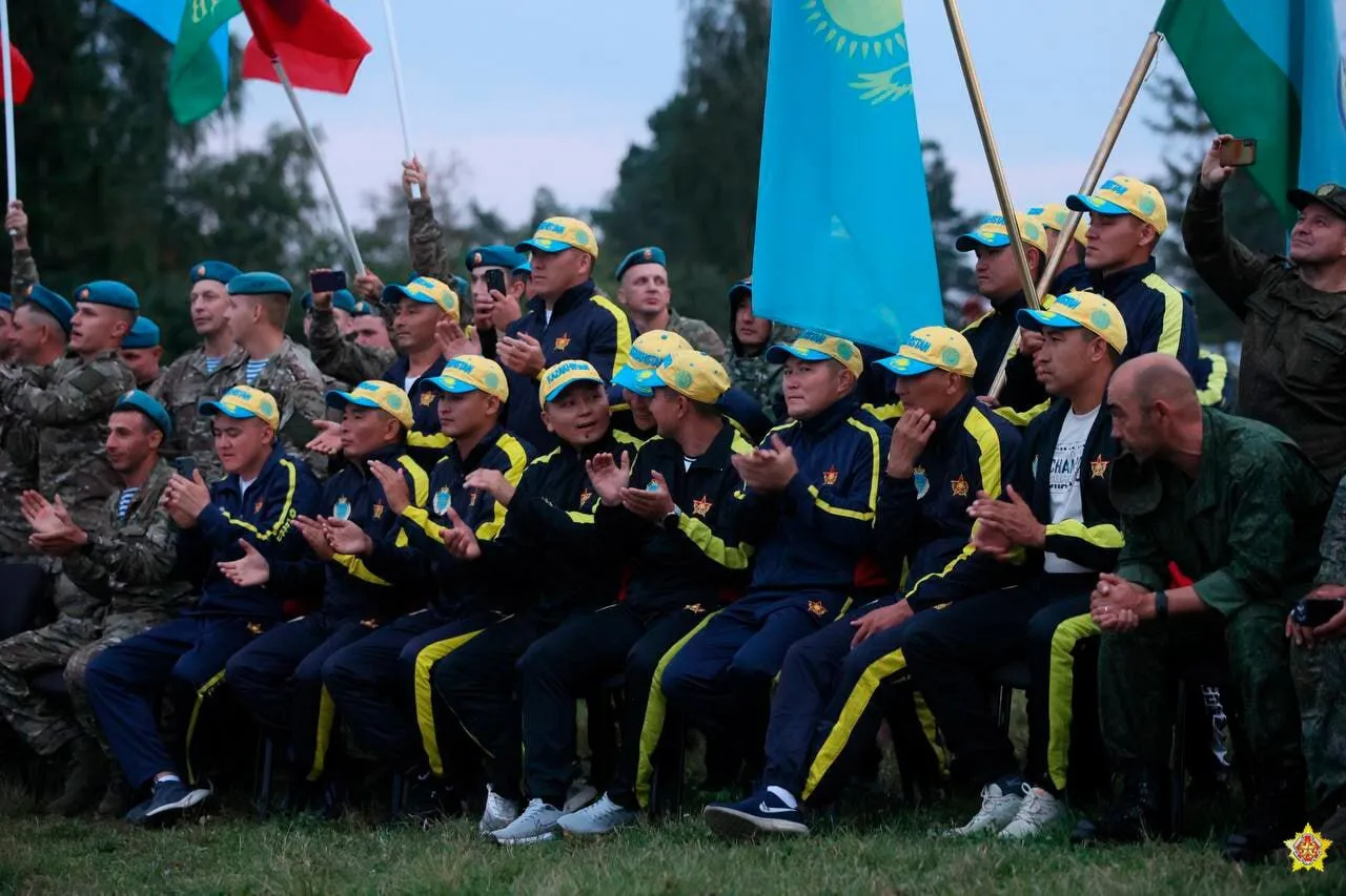 В Беларуси стартовала серия масштабных военных учений: отработают