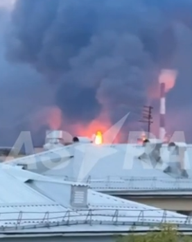 Сгорели два резервуара: спутниковые снимки показали последствия ударов по Куйбышевскому НПЗ в Самаре. Фото