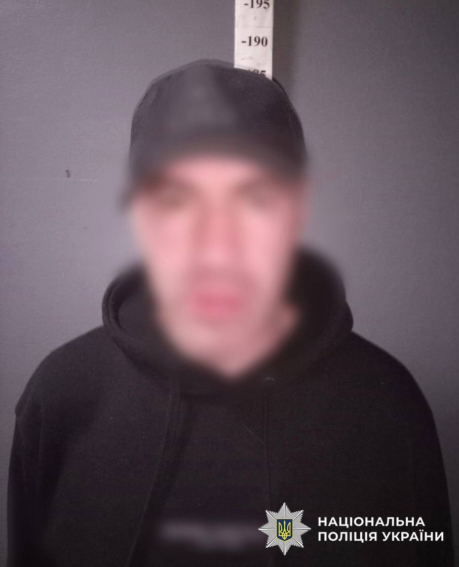 У Києві чоловік підпалив техніку сусідів, щоб потрапити додому. Подробиці та фото