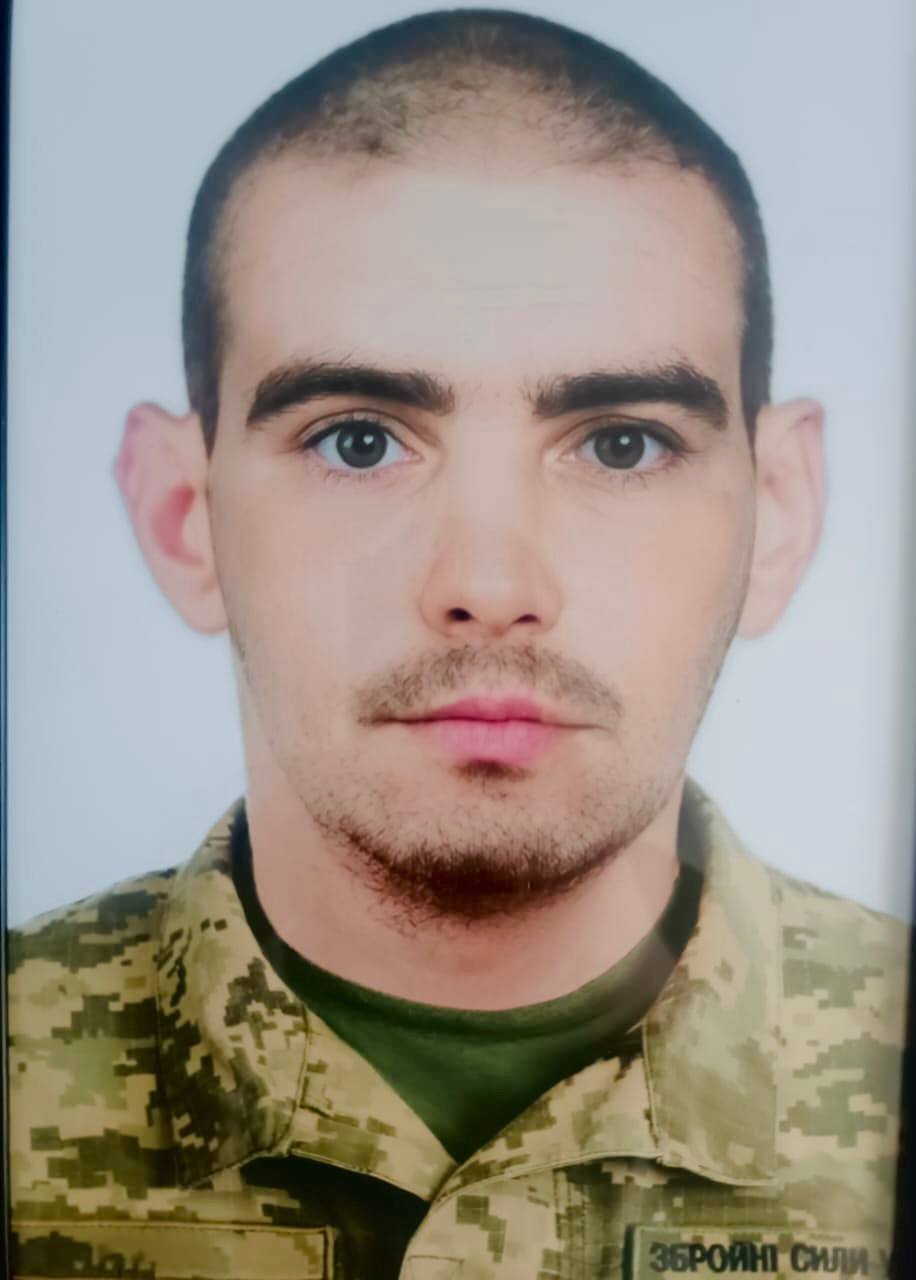 Уходят в небо молодые патриоты: на фронте погиб военный из Киевщины Сергей Арендар. Фото dqxikeidqxiqqeant