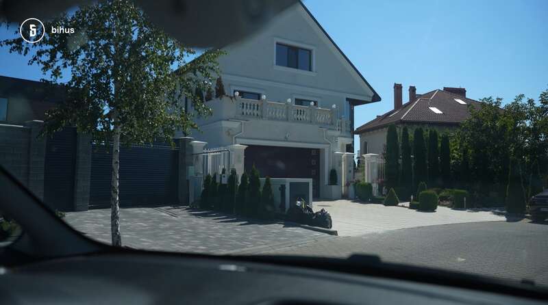 Estate by the sea, luxury car, and ’former’ wife: what the head of the country’s cyber police is hiding