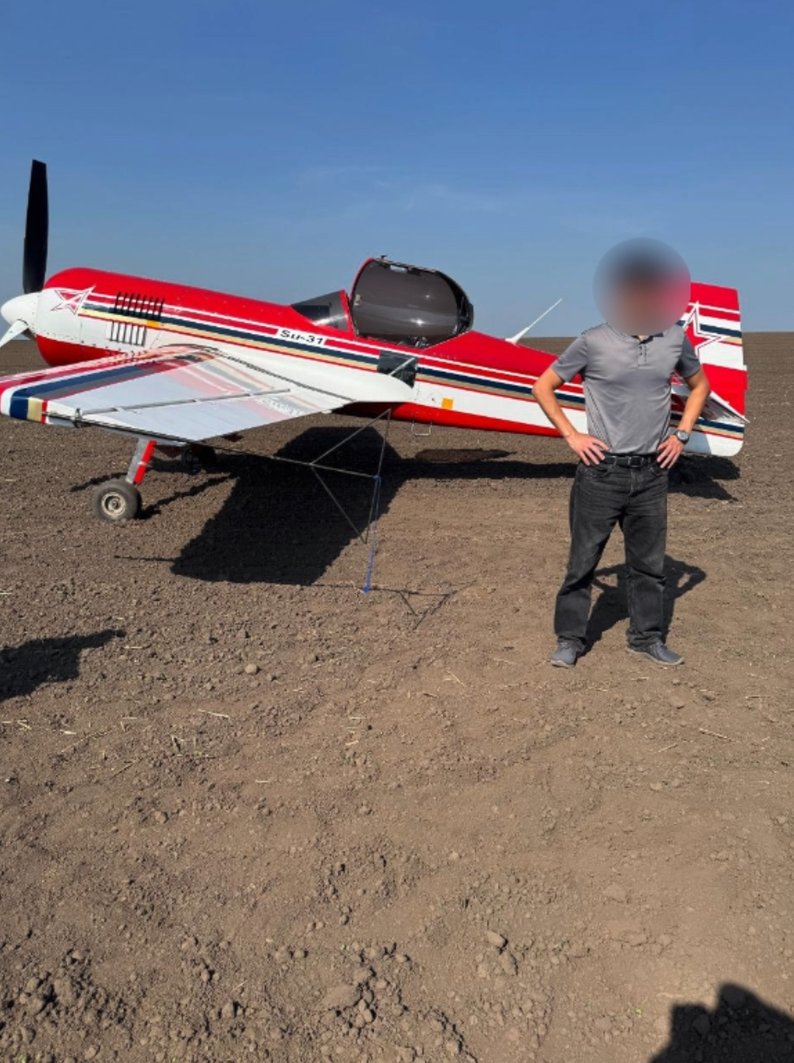 Летів до Словаччини. У Львівській області Су-31 аварійно сів у полі, - ЗМІ dqxikeidqxitkant