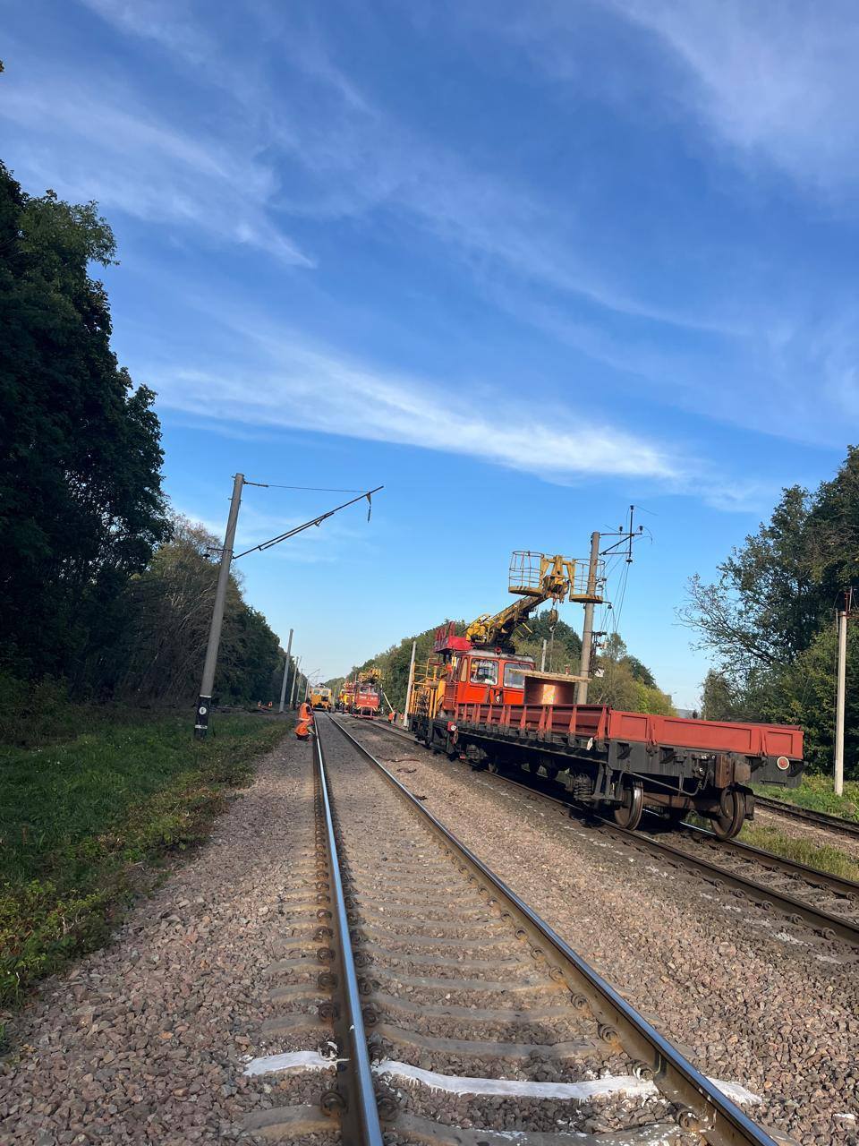 Record result: train traffic restored in Kyiv region after explosions. Photo dqxikeidqxitkant