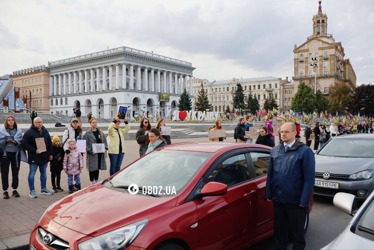 Зупинись! У Києві вшанували пам’ять загиблих захисників та захисниць. Подробиці, фото та відео