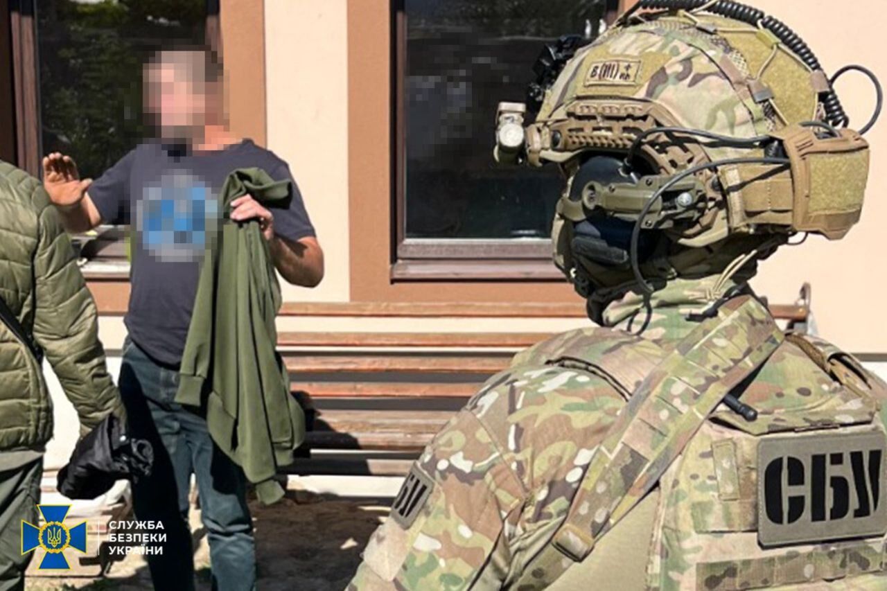 До Румынии за €8 тыс.: в Украине ликвидировали еще 11 схем перемещения уклонистов за границу. Фото