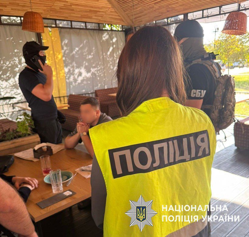До Румунії за €8 тис.: в Україні ліквідували ще 11 схем переправлення ухилянтів за кордон. Фото