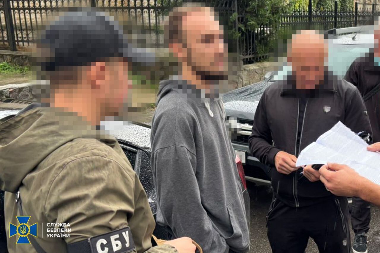 До Румунії за €8 тис.: в Україні ліквідували ще 11 схем переправлення ухилянтів за кордон. Фото
