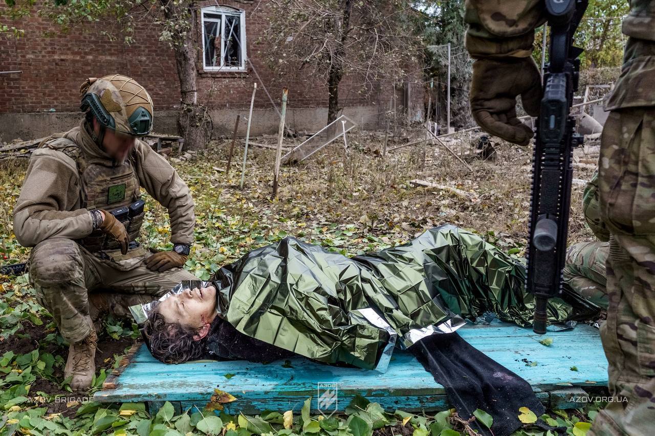 A KAB hit the house: the military together with the police rescued a woman from under the rubble in Kostiantynivka. Photo