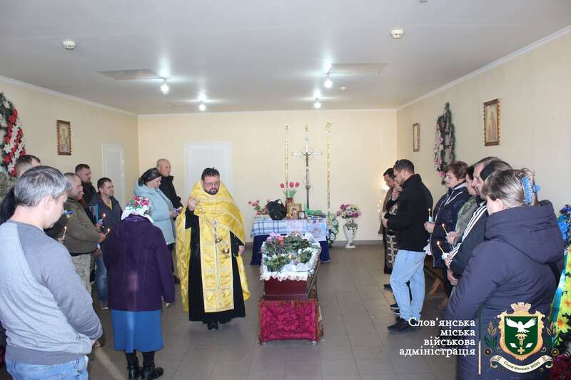 Йому назавжди буде 25: у Слов’янську попрощалися з командиром, який загинув, закривши собою товаришів. Фото