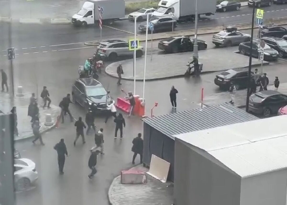   1990-:           :  . ³