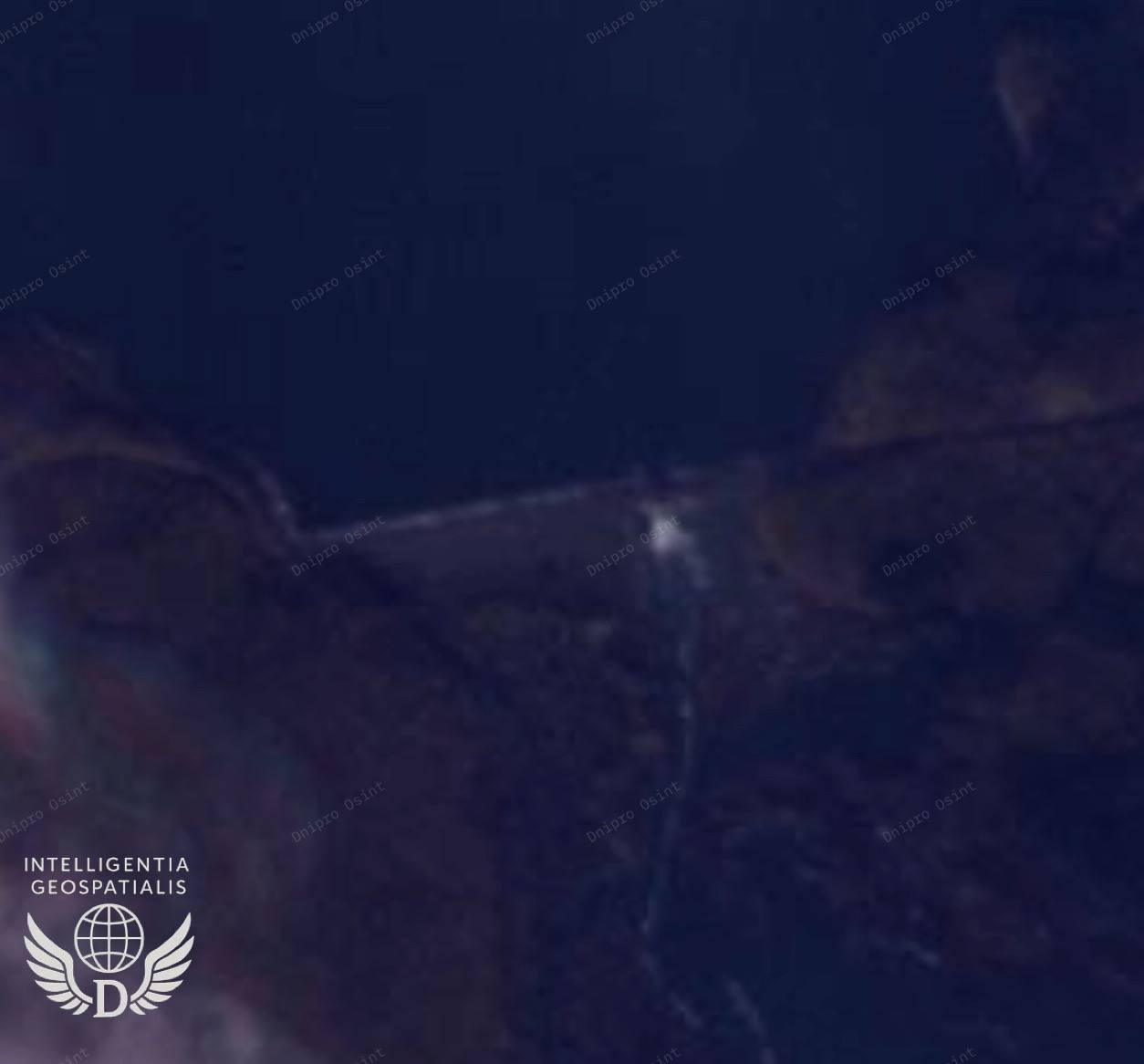 Уже видно из космоса: спутниковые фото последствий ударов по Белгородской дамбе dqxikeidqxiqqeant