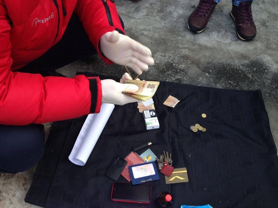 У Харкові нові прокурори затримали перших хабарників - фото 2 У Харкові нові прокурори затримали перших хабарників - фото 2