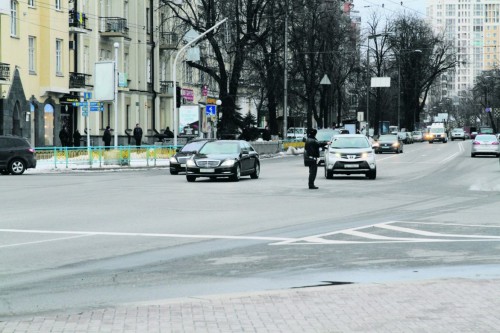 Poroshenko-kortez4-500x333 dqxikeidqxitkant