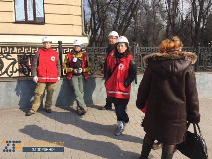 12767589_10209108115126856_1493023226_n