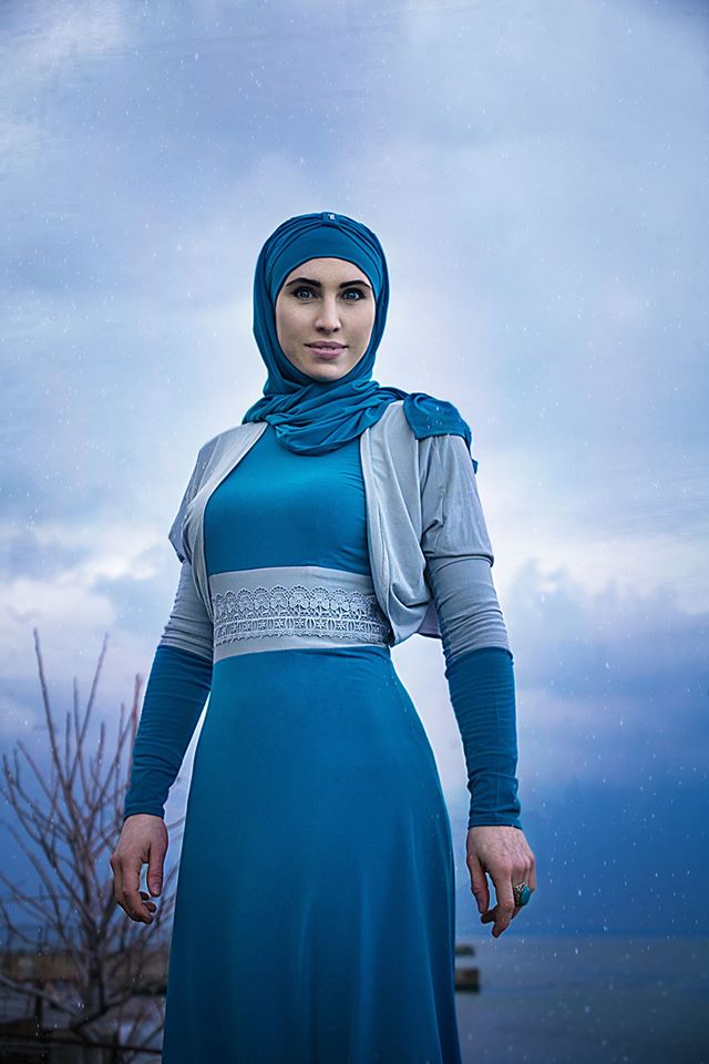 Неймовірна фотосесія чеченської снайперки з АТО підірвала мережу - фото 1 Неймовірна фотосесія чеченської снайперки з АТО підірвала мережу - фото 1 dqxikeidqxiqqeant