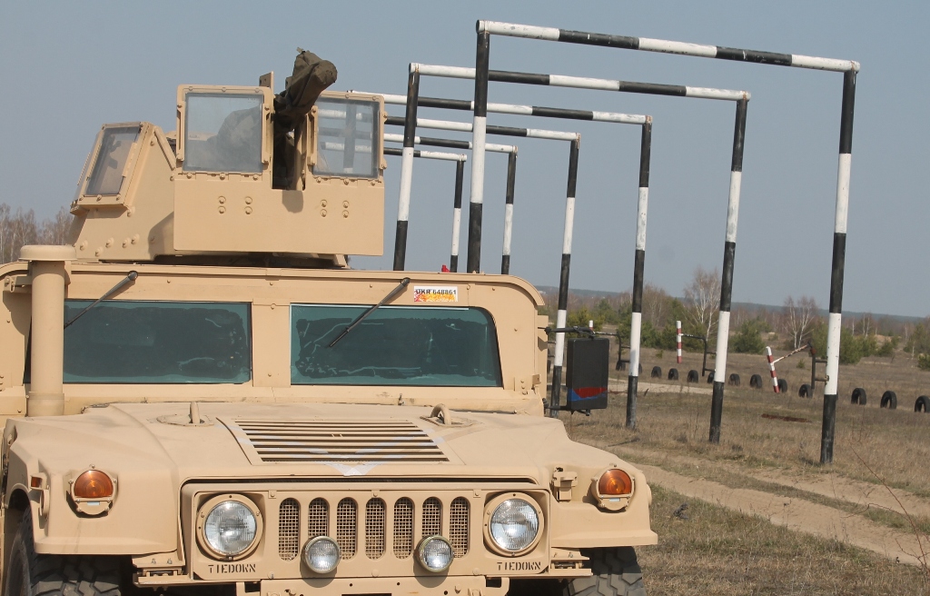 Лейтенанти ВДВ вдосконалюють вишкіл на полігоні Лейтенанти ВДВ вдосконалюють вишкіл на полігоні