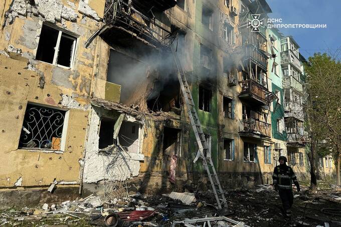 У Павлограді через повторний російський удар постраждав рятувальник