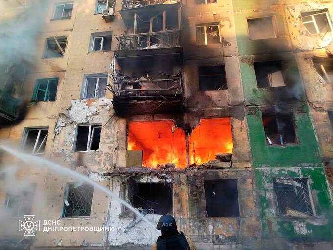 У Павлограді через повторний російський удар постраждав рятувальник