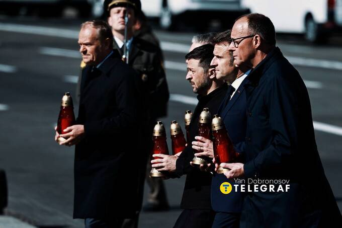 Зеленський, Макрон, Мерц, Туск і Стармер вшанували пам’ять загиблих на майдані Незалежності