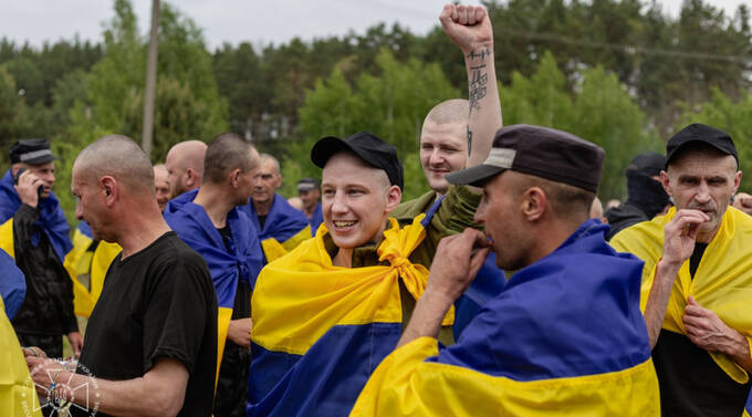 В СБУ продемонстрировали уникальные фото и видео с последнего обмена пленными dqxikeidqxitkant