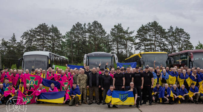 В СБУ продемонстрировали уникальные фото и видео с последнего обмена пленными