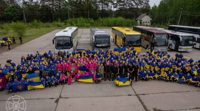 В СБУ продемонстрировали уникальные фото и видео с последнего обмена пленными